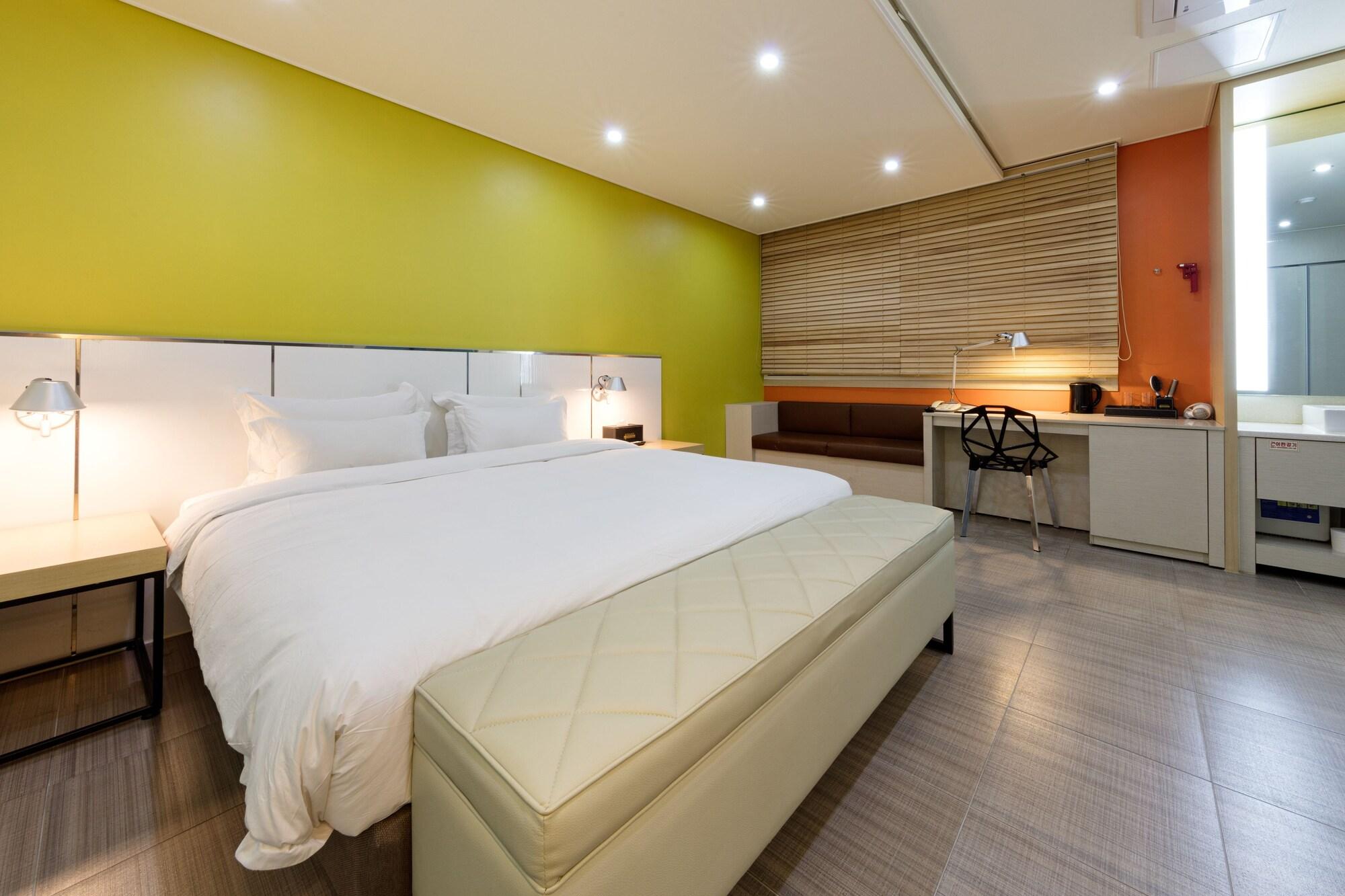 Hotel France Gwangju Metropolitan City Екстер'єр фото