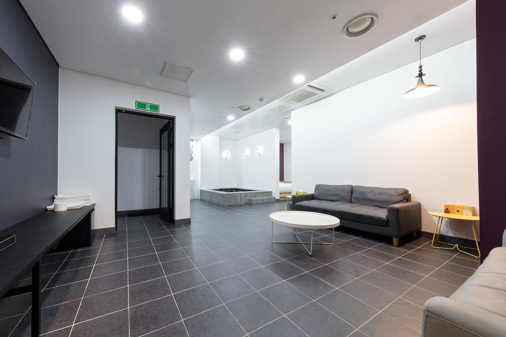 Hotel France Gwangju Metropolitan City Екстер'єр фото