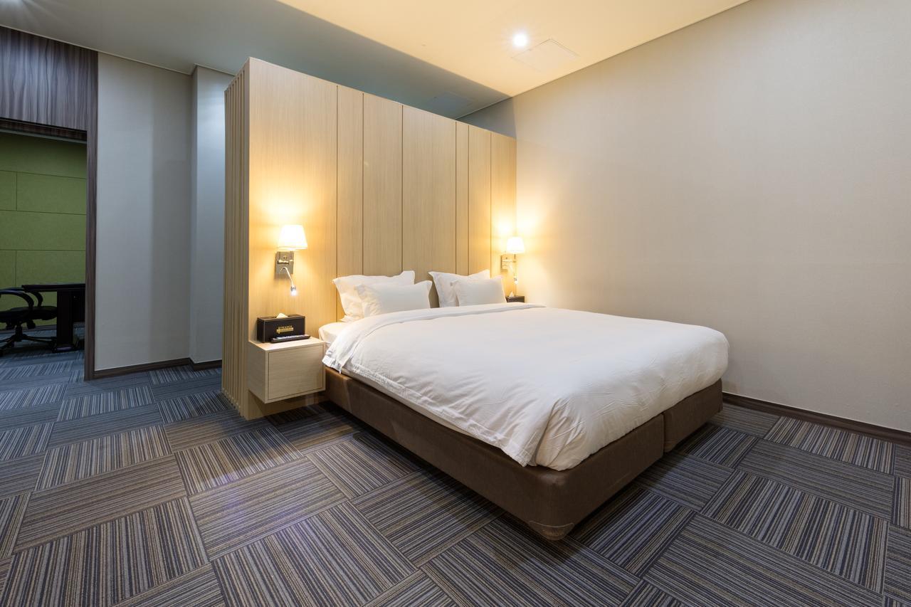 Hotel France Gwangju Metropolitan City Екстер'єр фото