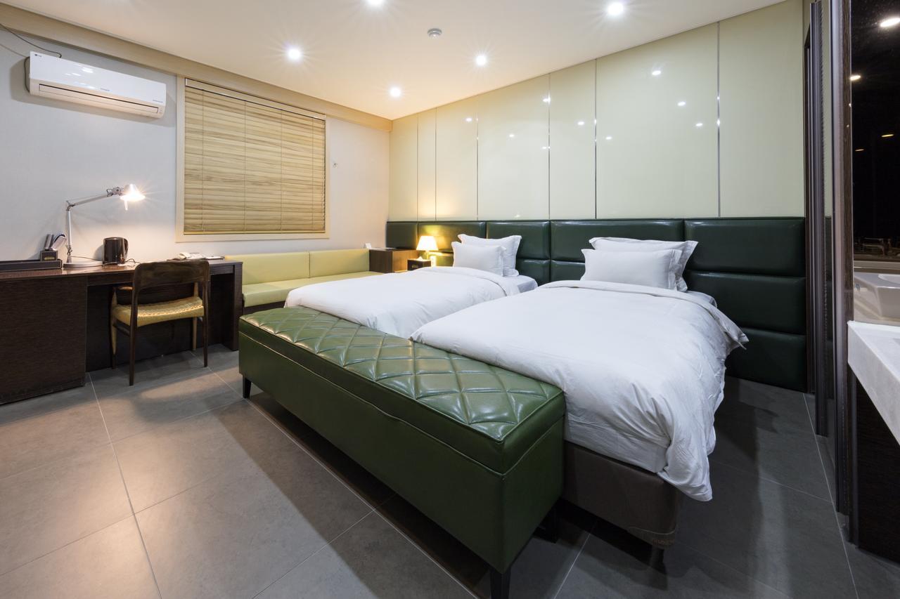 Hotel France Gwangju Metropolitan City Екстер'єр фото