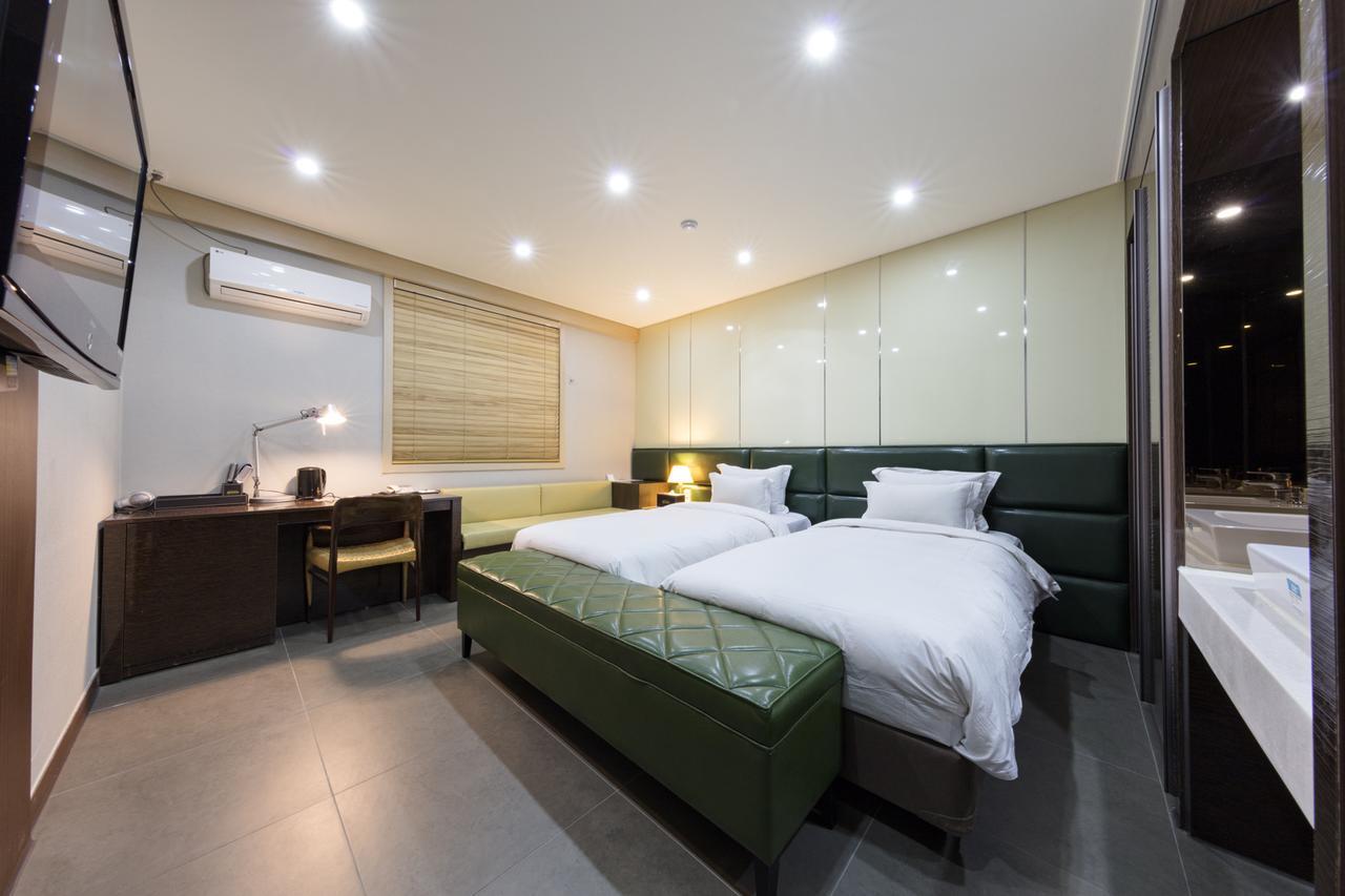 Hotel France Gwangju Metropolitan City Екстер'єр фото