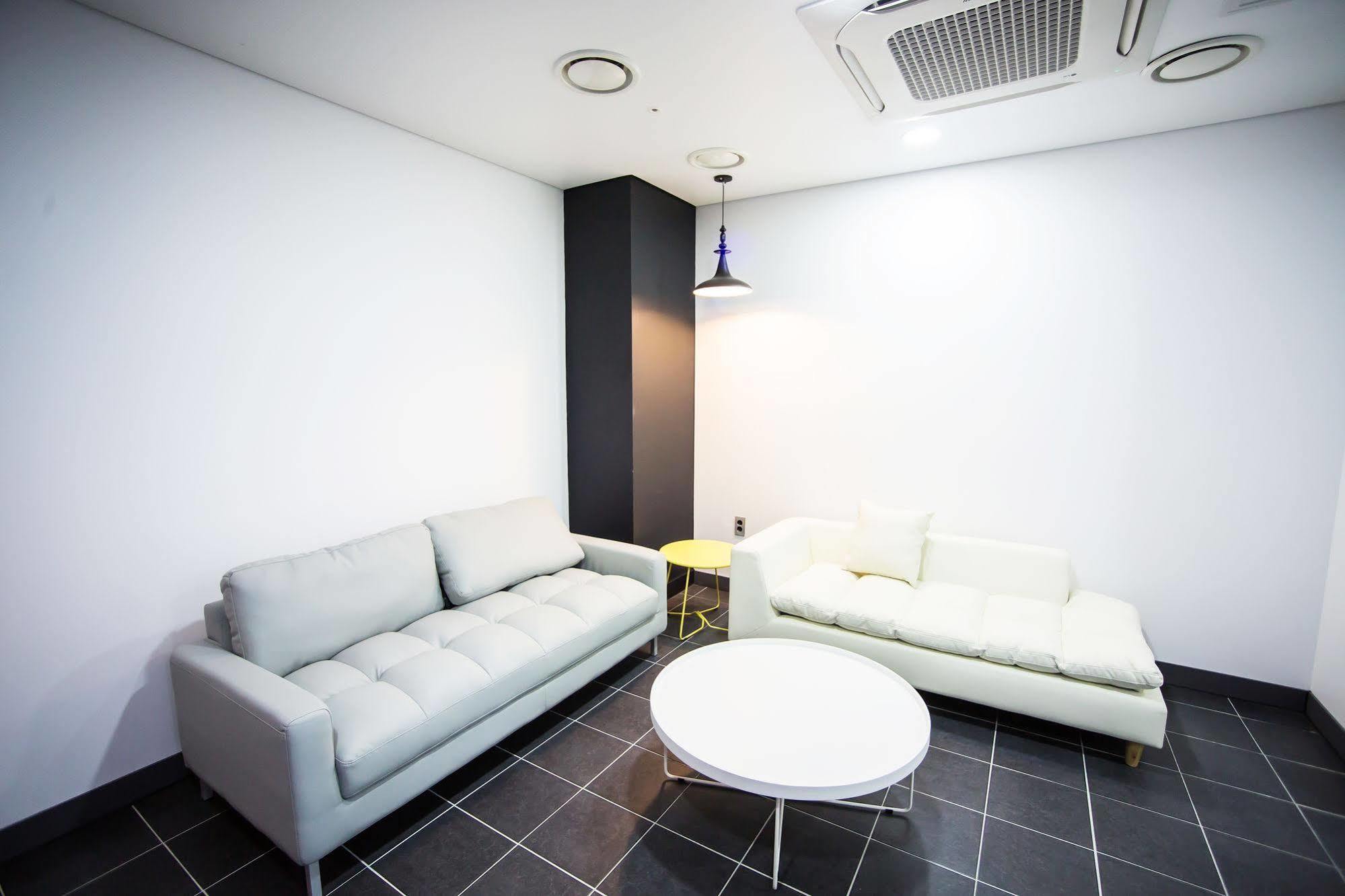 Hotel France Gwangju Metropolitan City Екстер'єр фото