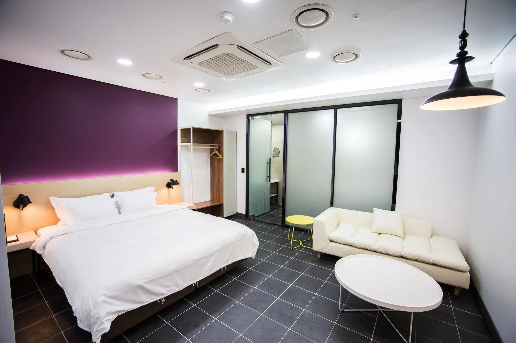 Hotel France Gwangju Metropolitan City Екстер'єр фото